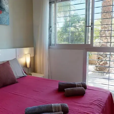 Erdgeschosswohnung In Punta Prima * טורבייחה