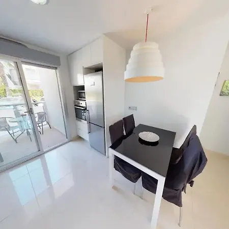Lägenhet Erdgeschosswohnung In Punta Prima